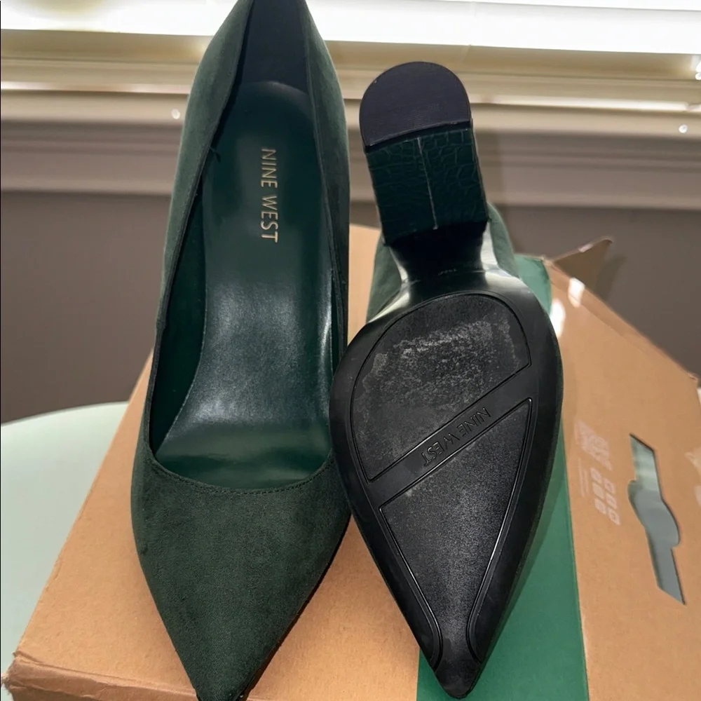 Nine West Dark Green Suede Pointed Toe Pumps - Picture 4 of 5